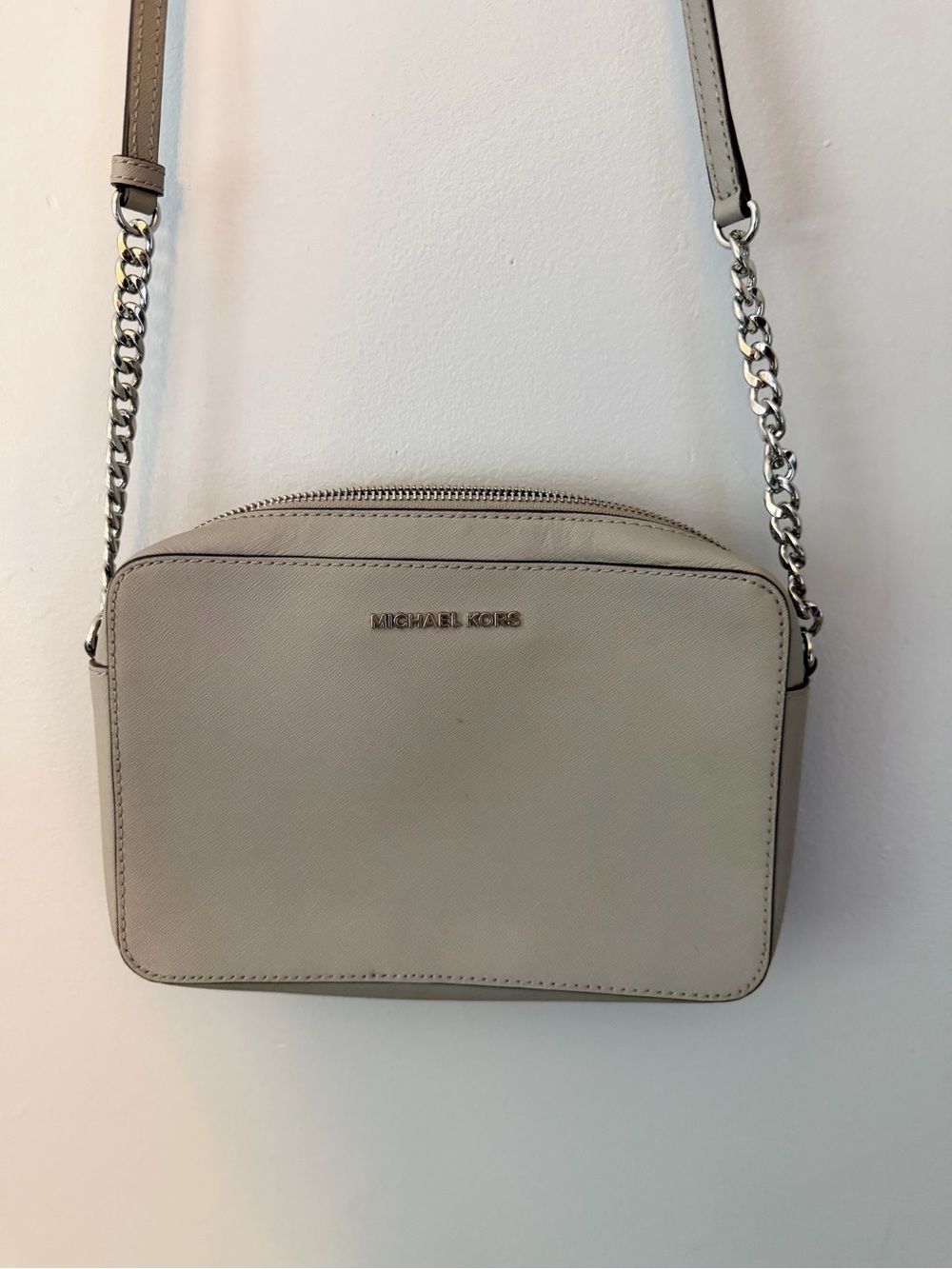 Michael Kors Jet Set Travel Large Saffiano Leather Crossbody Bag